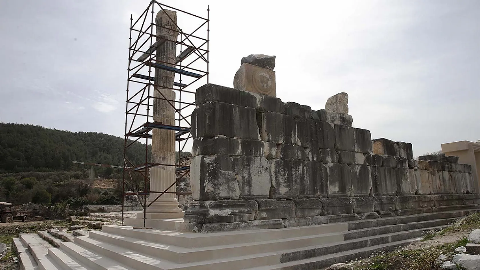 Stratonikeia'nın meclis binası Geleceğe Miras projesiyle ayağa kaldırılıyor