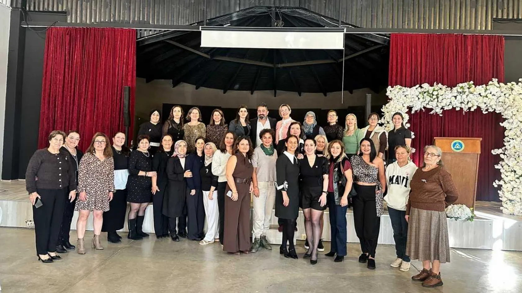 Fethiye'de 'Bir Çay, Bir Sohbet, Bin Umut' buluşması