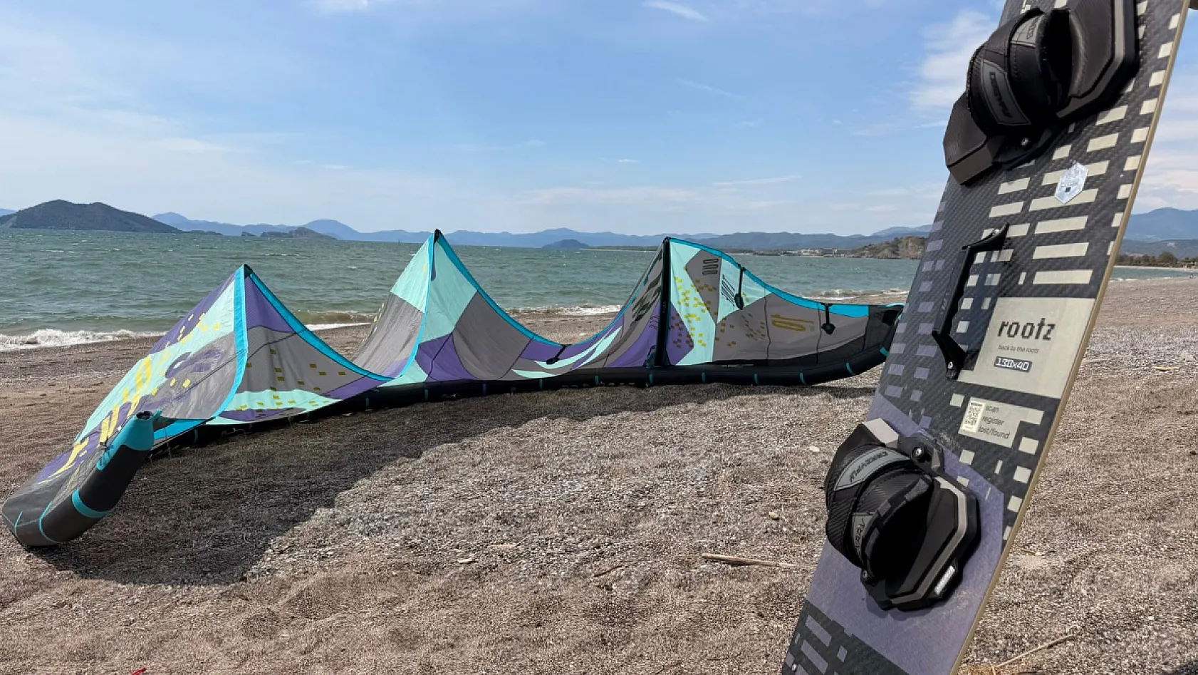Fethiye Çalış Plajı'nda kitesurf heyecanı: 'Hem su hem hava sporunu birleştiriyor'
