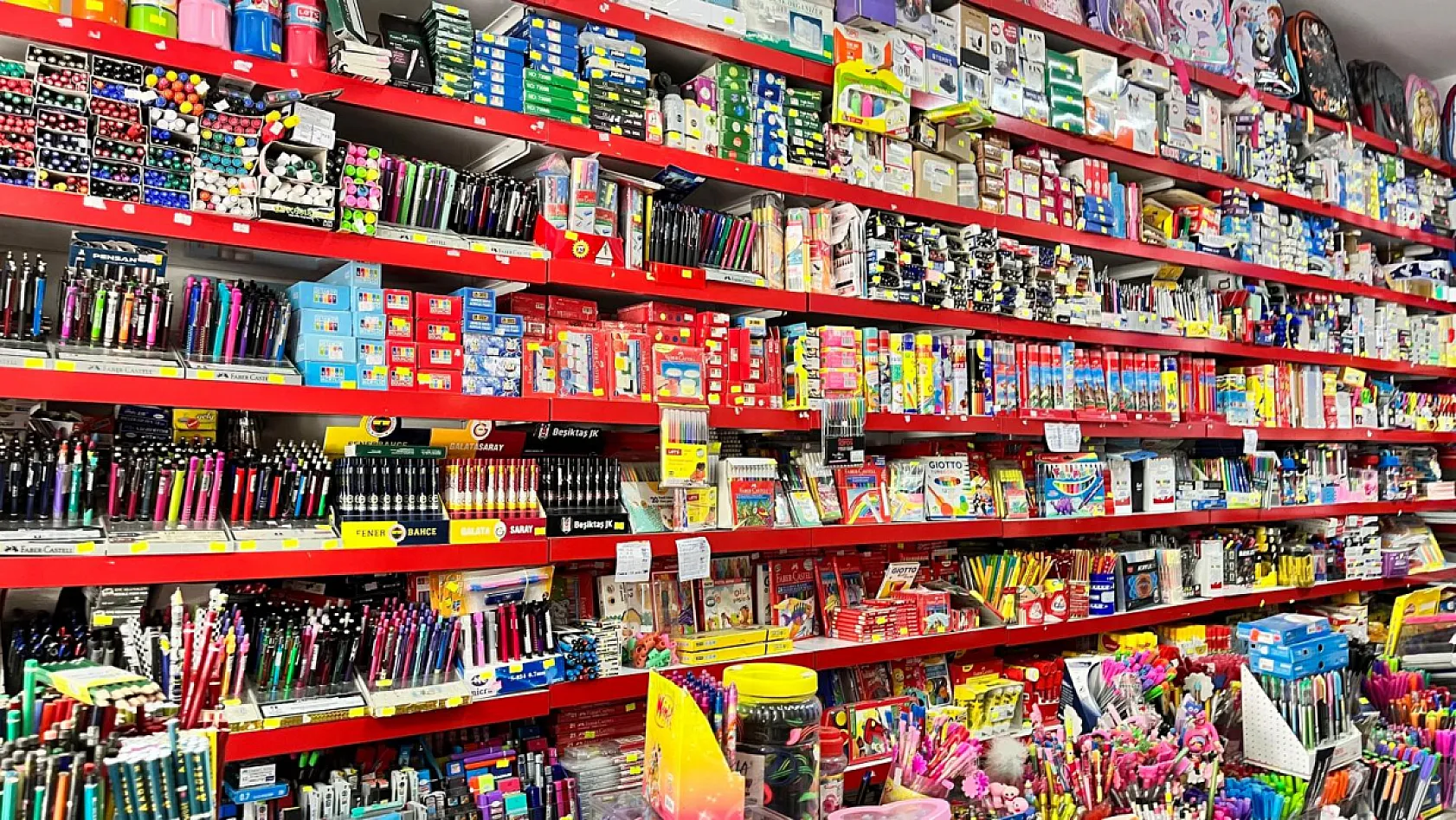 Fethiye'de okulların açılmasına az kaldı, kırtasiye masrafları ne kadar tutuyor