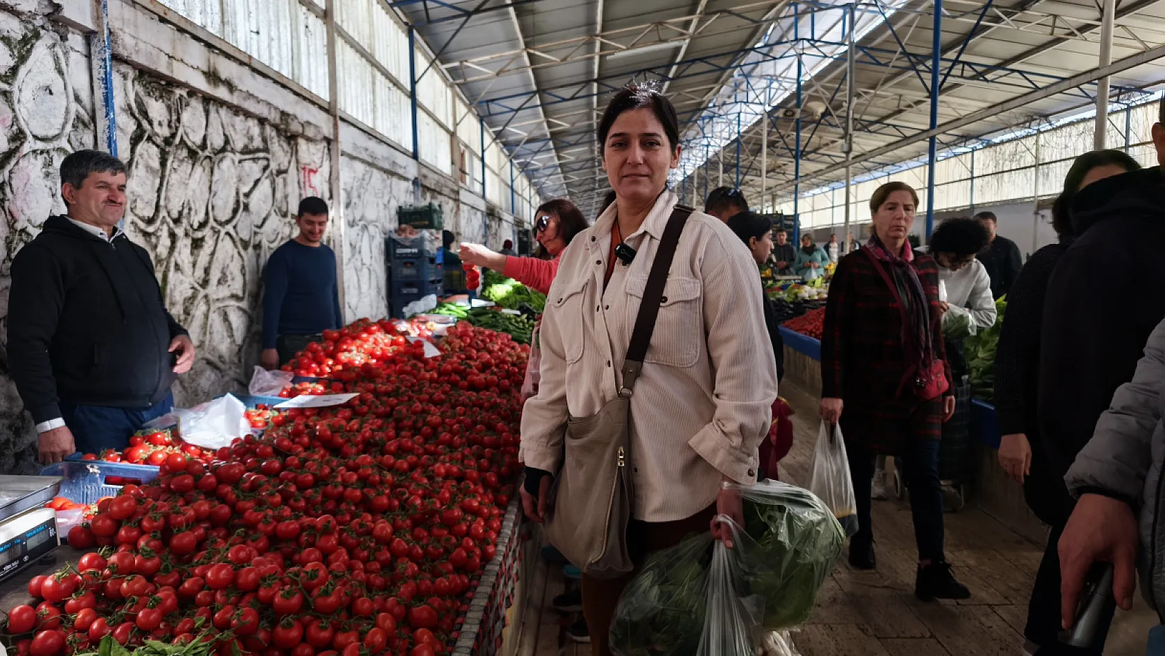 Fethiye Salı Pazarı'nda Fiyatlar Vatandaşı Zorluyor