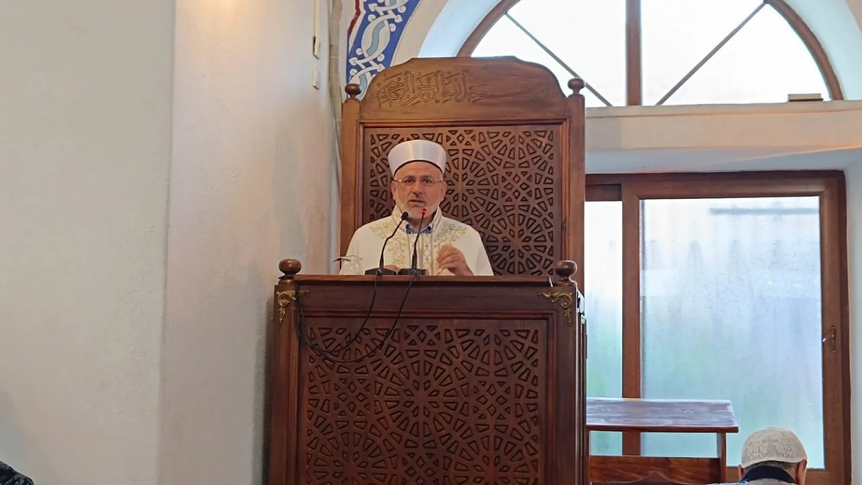 Fethiye'de Kurban Bayramı Namazı Yeni Camii'nde Kılındı: Diyanet İşleri Başkan Yardımcısı Osman Şahin'den Birlik Mesajı
