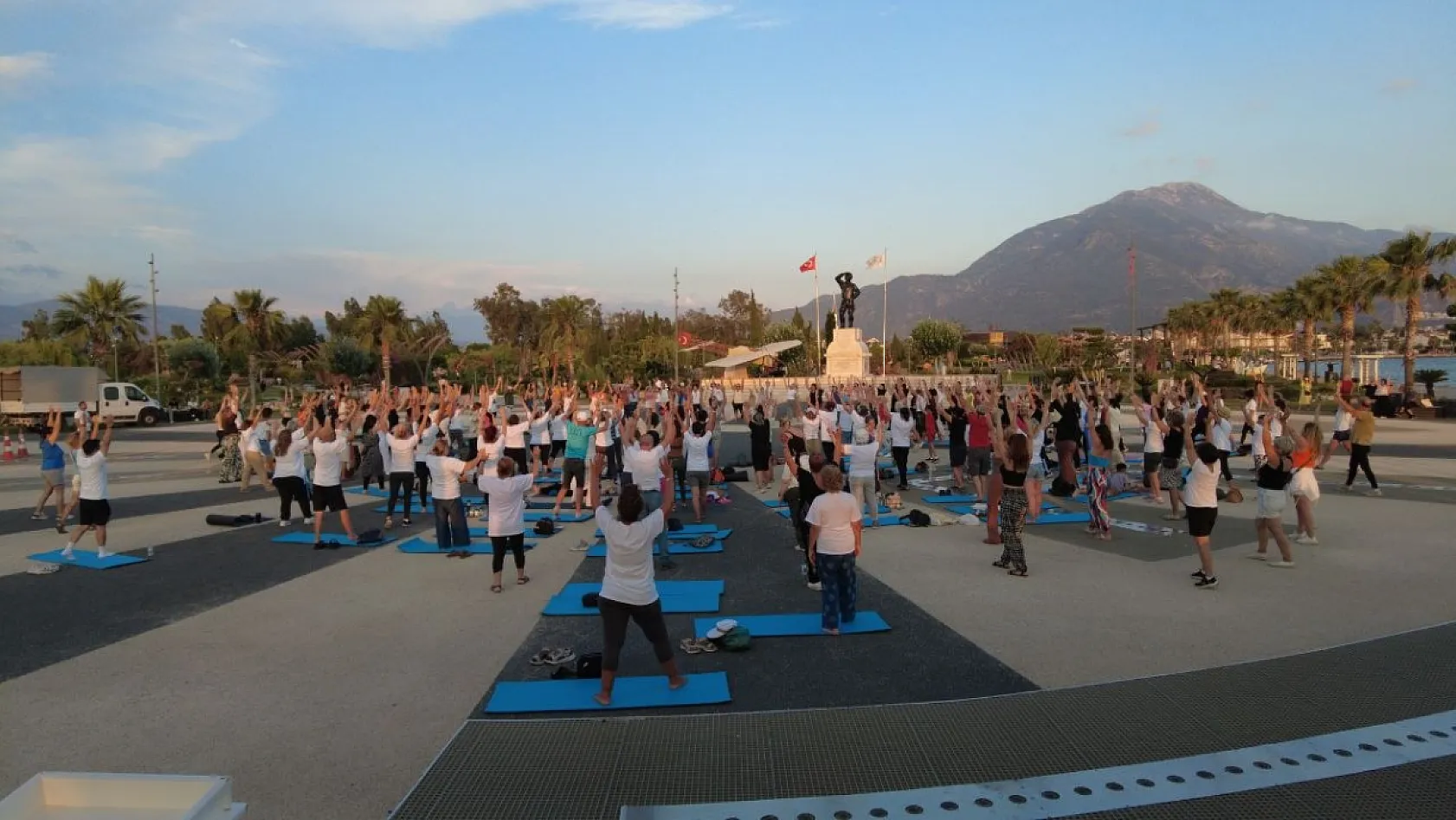 Fethiye'de Hindistan Yoga Günleri Renkli Görüntülerle Sona Erdi