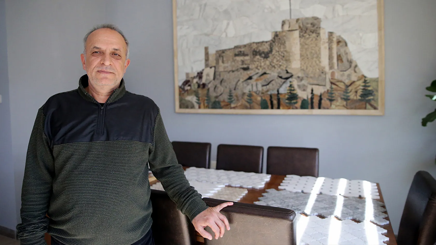 Muğla'da kadınlar ekmeklerini mermerden çıkartıyor