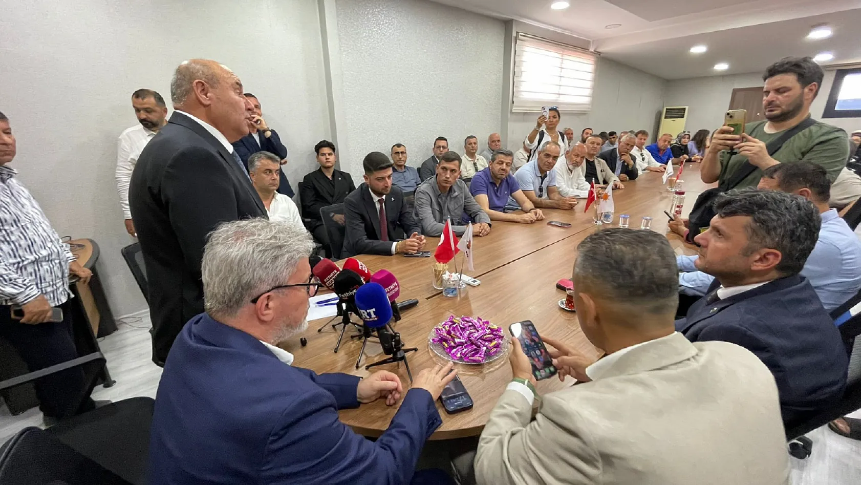 AK Parti Fethiye İlçe Başkanlığı'nda Bayramlaşma Programı Düzenlendi
