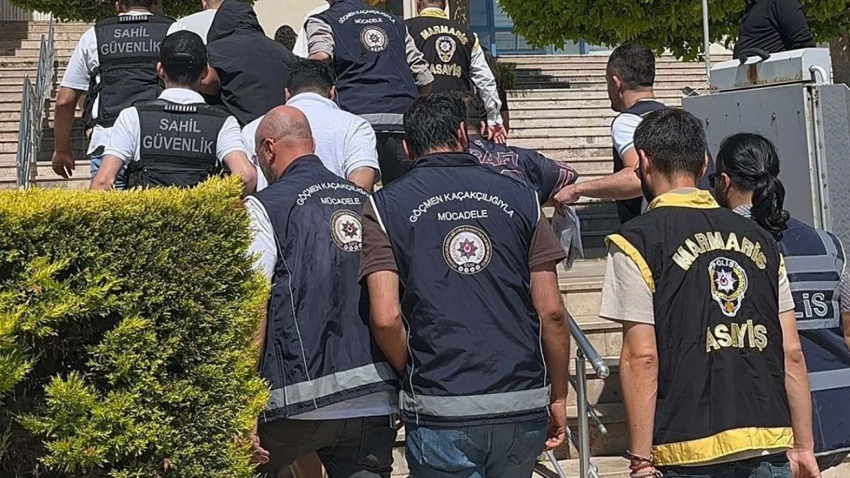 Marmaris'te göçmen kaçakçılığı operasyonu: 7 şüpheli adliyeye sevk edildi