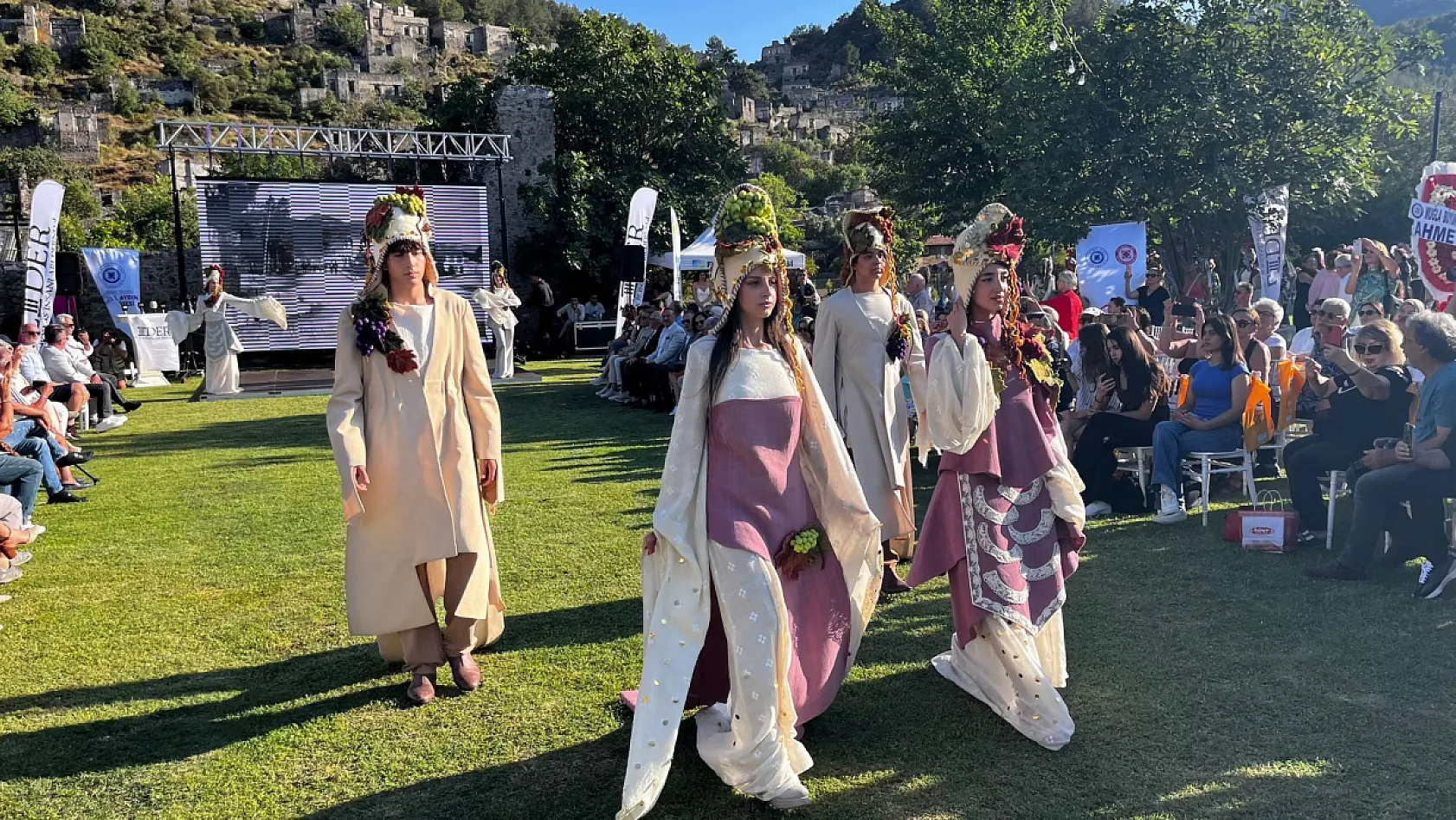 Fethiye'de geçmişin izleri günümüz modasıyla buluştu