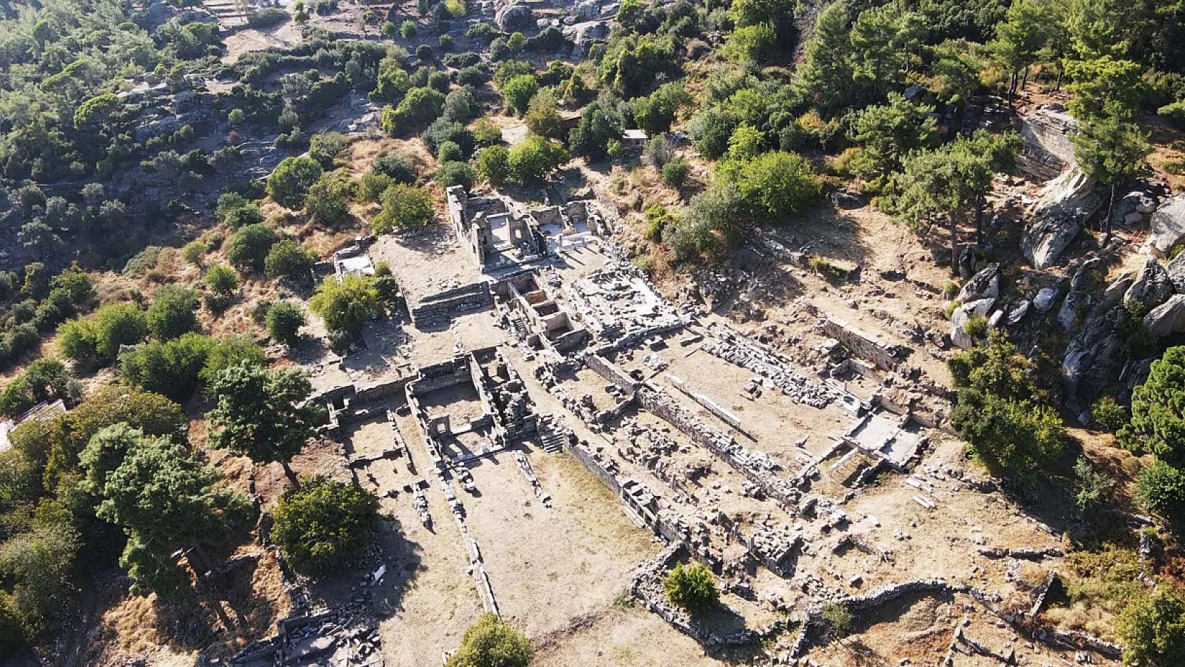 Karya'nın 'kutsal alanı'nda Geleceğe Miras Projesi ile çalışmalar hızlandı