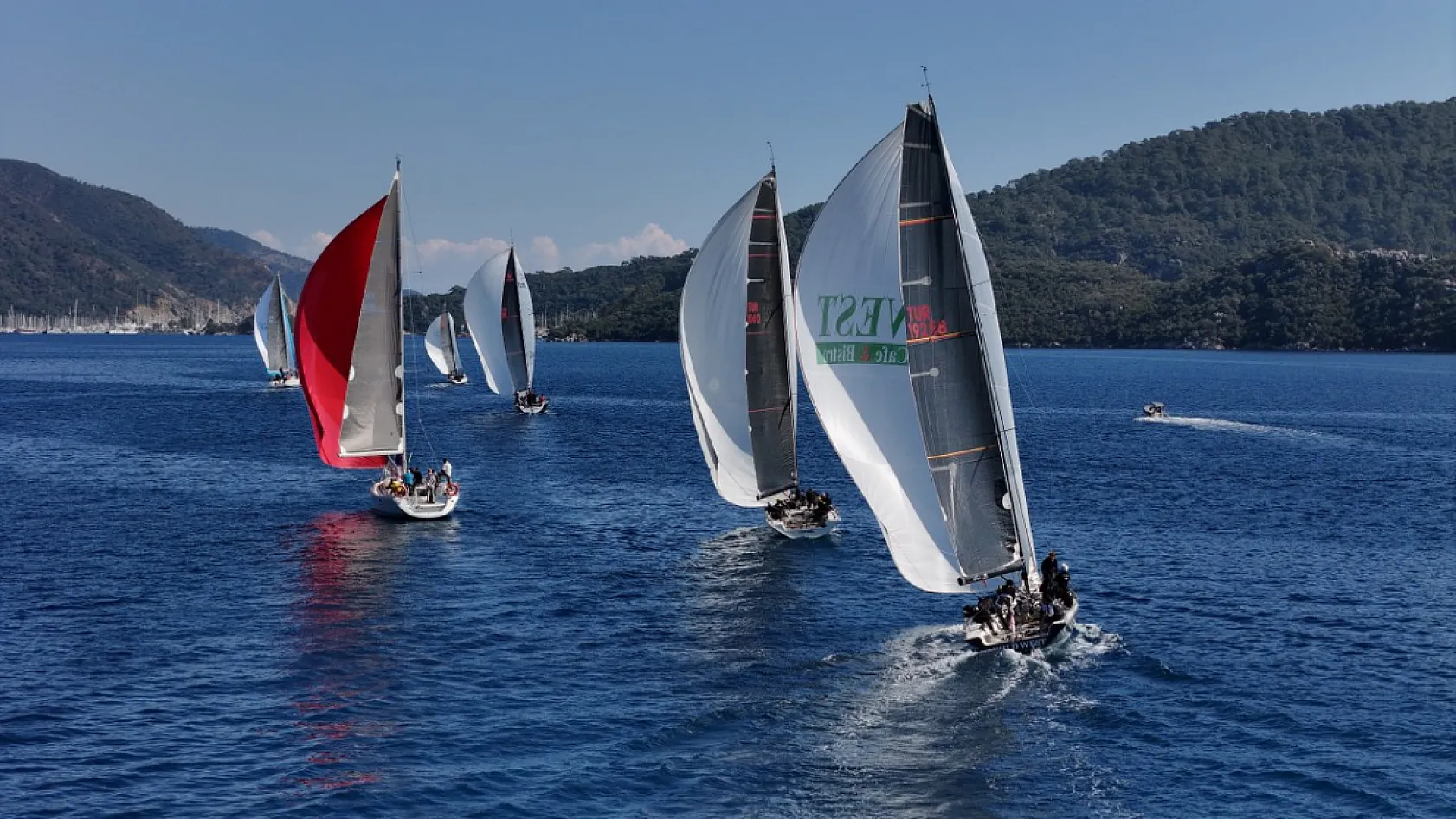 Marmaris MIYC Kış Trofesi Yat Yarışları'nın 3. ayağı tamamlandı