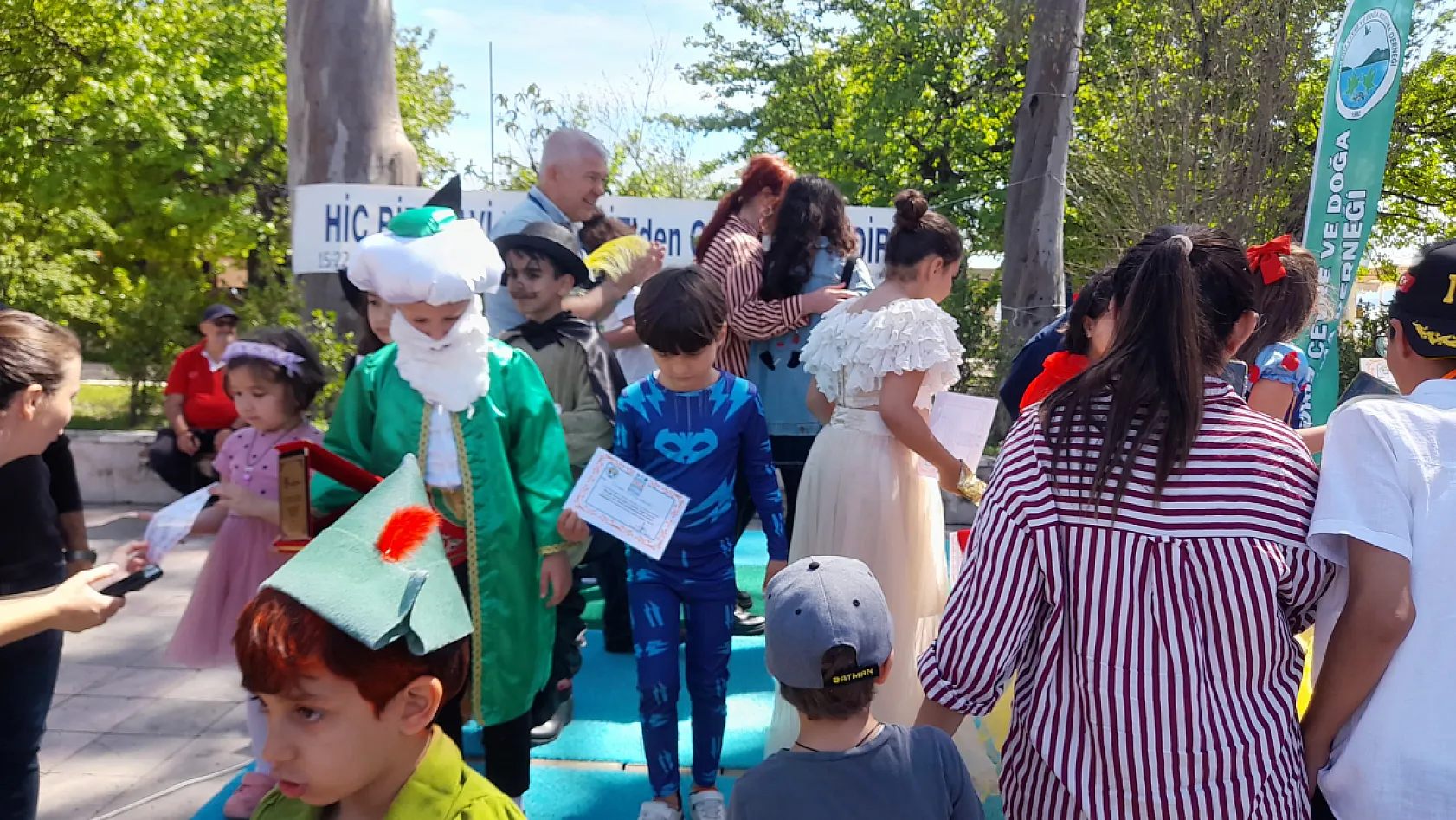 Köyceğiz Çocuk Kitapları Festivalinde kostüm yarışması yapıldı