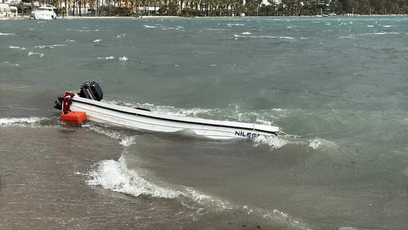 Muğla'da fırtına etkili oluyor