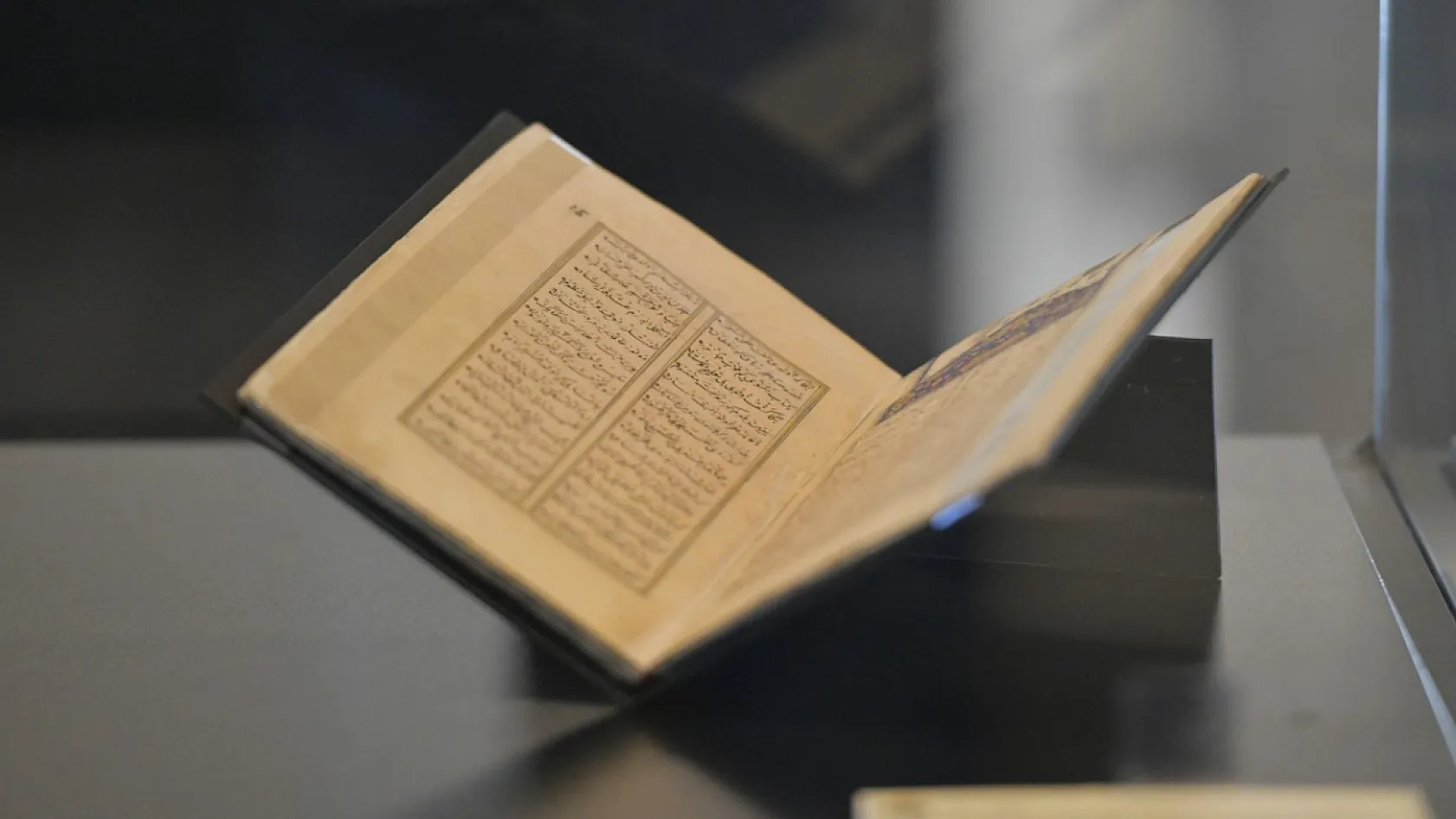 Muğla'da Şahidi İbrahim Dede'nin 500 yıllık yazma eserleri sergileniyor