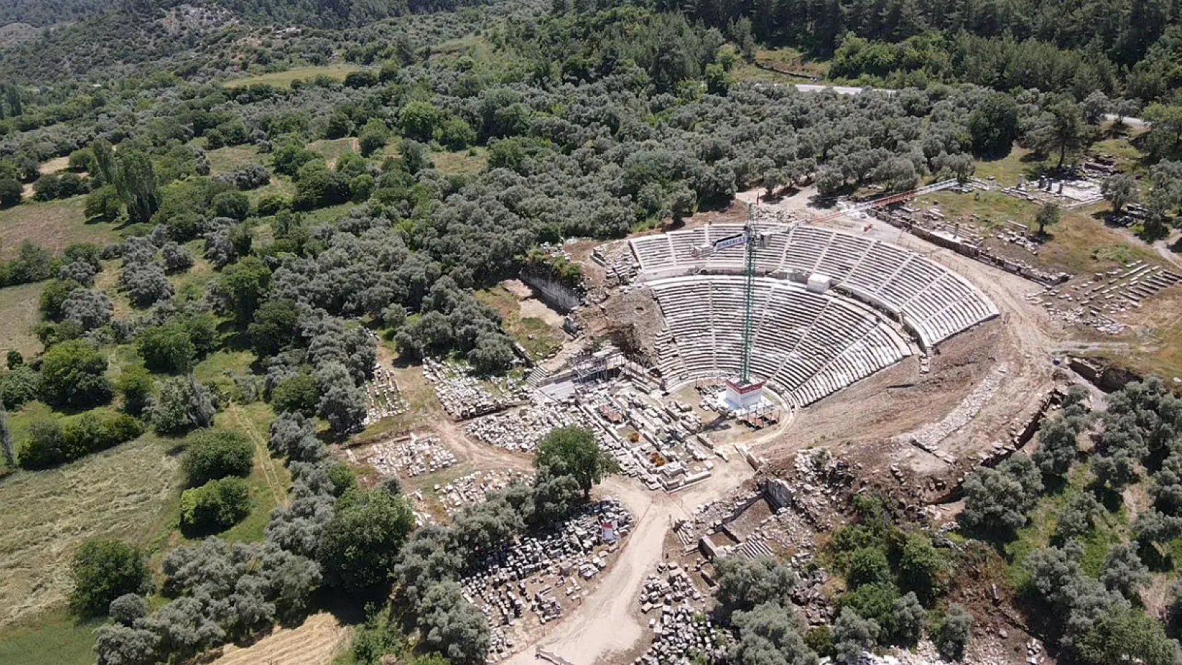 'Gladyatörler şehri' Stratonikeia, bayram tatilinde de ziyaretçilerini tarihi yolculuğa çıkarıyor