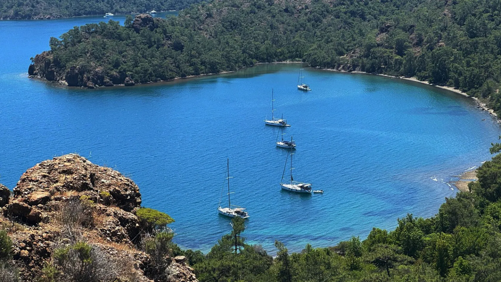 Muğla yerli turistle 'çifte bayram' etti