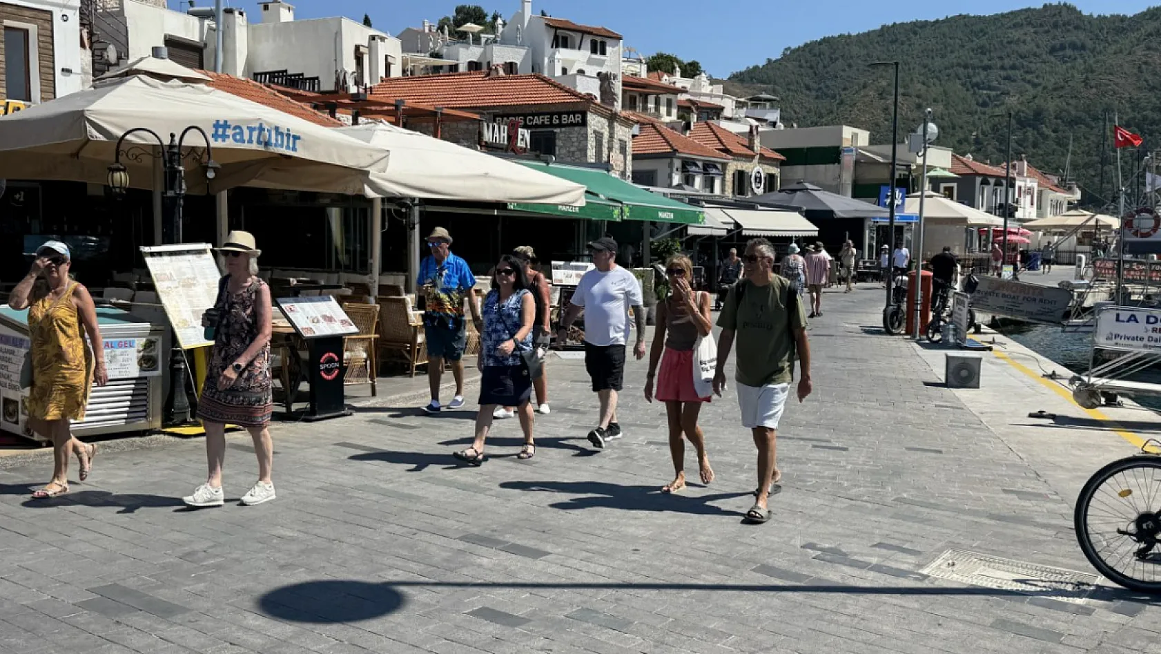 'Marella Discovery' kruvaziyeri Marmaris'e 1750 turistle geldi