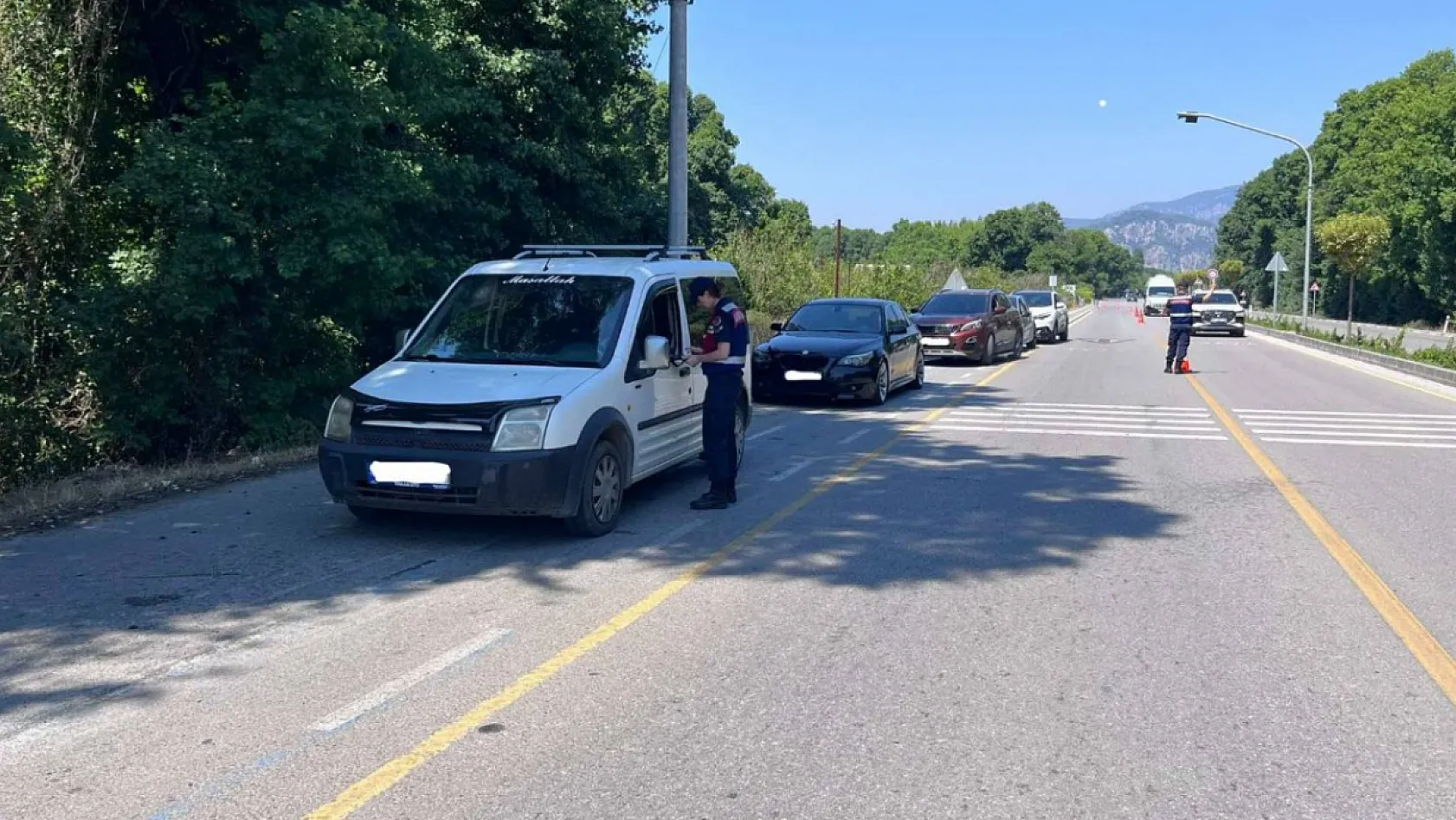 Muğla'da haziran ayı denetimlerinde çeşitli suçlardan aranan 594 şüpheli yakalandı