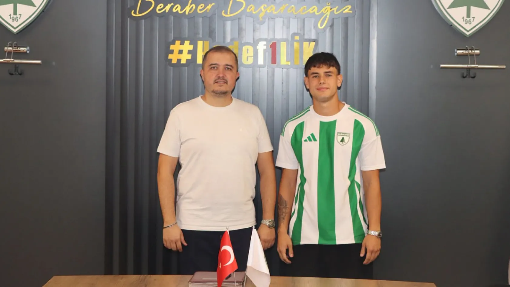 Muğlaspor, genç futbolcu Baran Ekiz'i renklerine bağladı