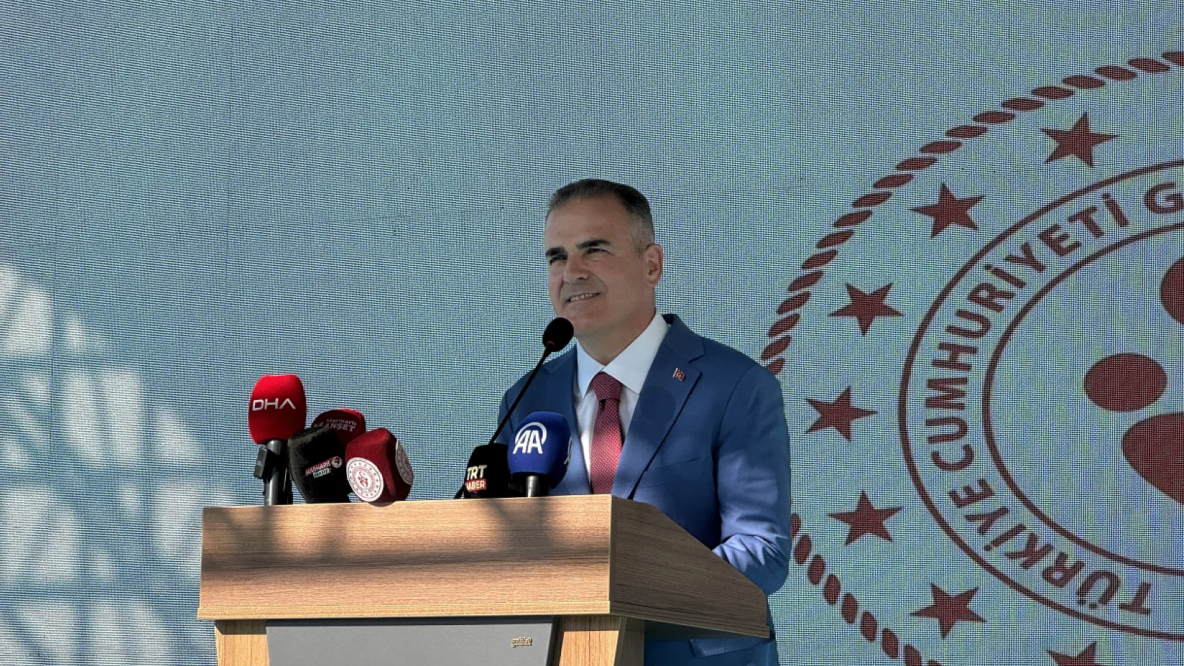 Bakan Osman Aşkın Bak'tan Marmaris'e Olimpik Yüzme Havuzu Müjdesi