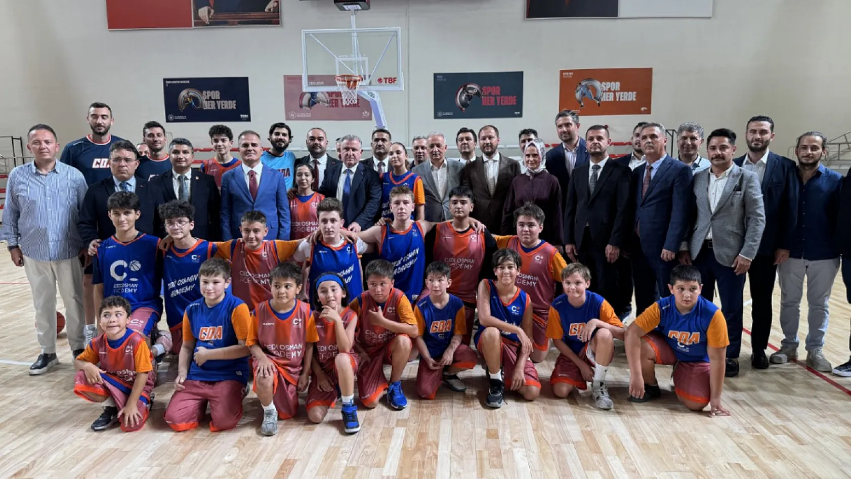 Bakan Osman Aşkın Bak'tan Marmaris'e Olimpik Yüzme Havuzu Müjdesi
