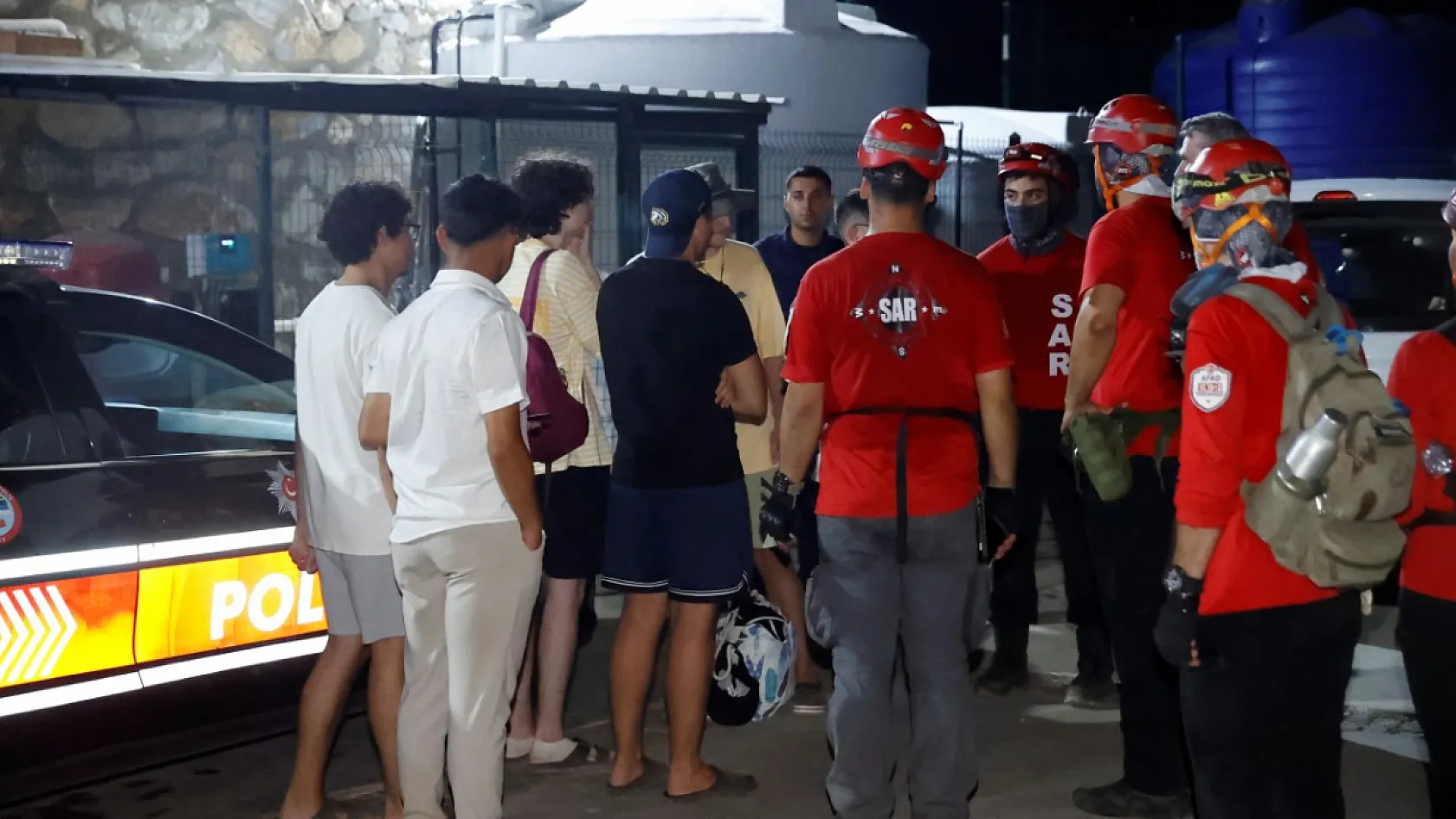 Bodrum'da dağlık alanda mahsur kalan 5 kişi kurtarıldı