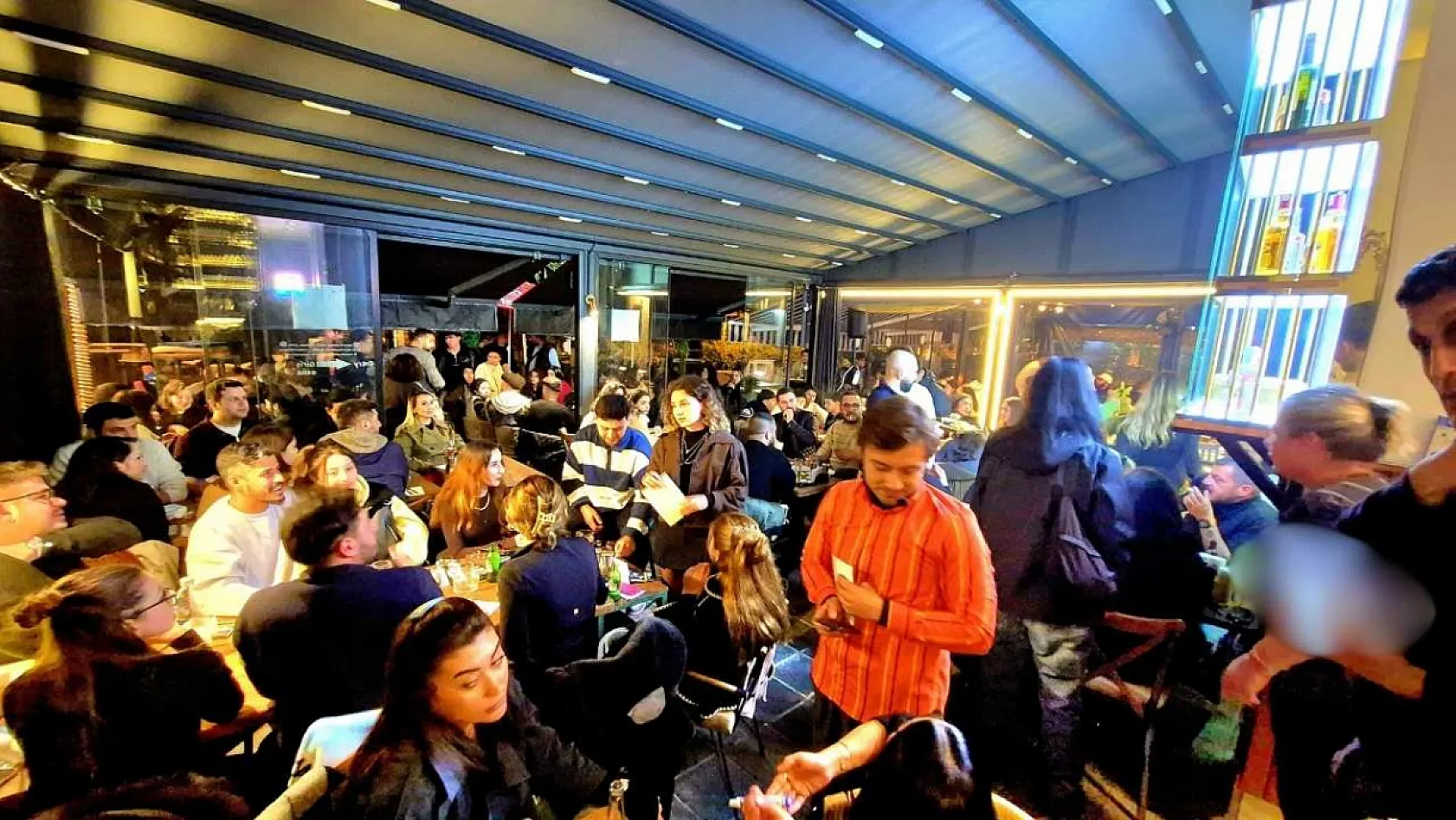 Fethiye' Rise Restoran'da 'Recep İvedik 2' temalı Quiz Night'a yoğun ilgi