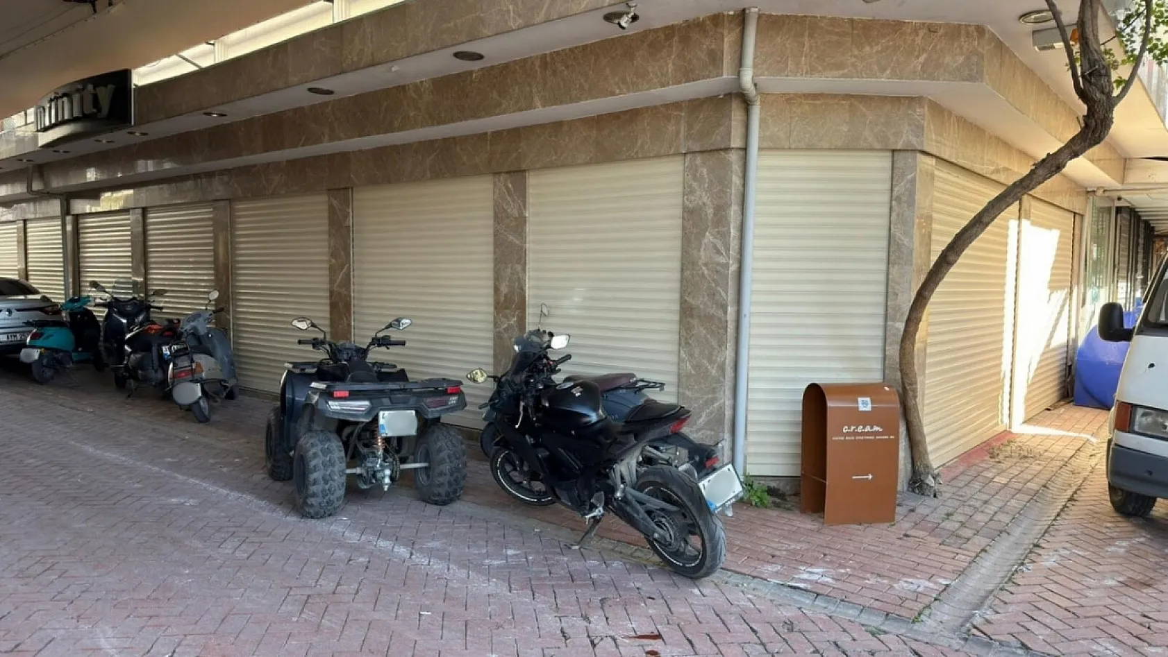 Fethiye Paspatur Çarşısı: Yazın izdiham, kışın otopark!