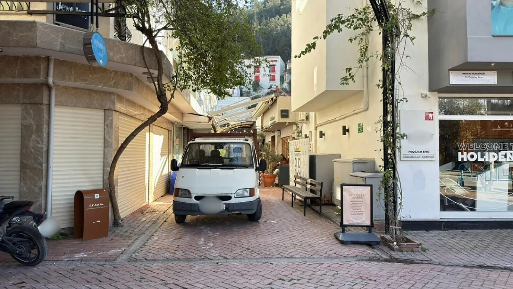Fethiye Paspatur Çarşısı: Yazın izdiham, kışın otopark!