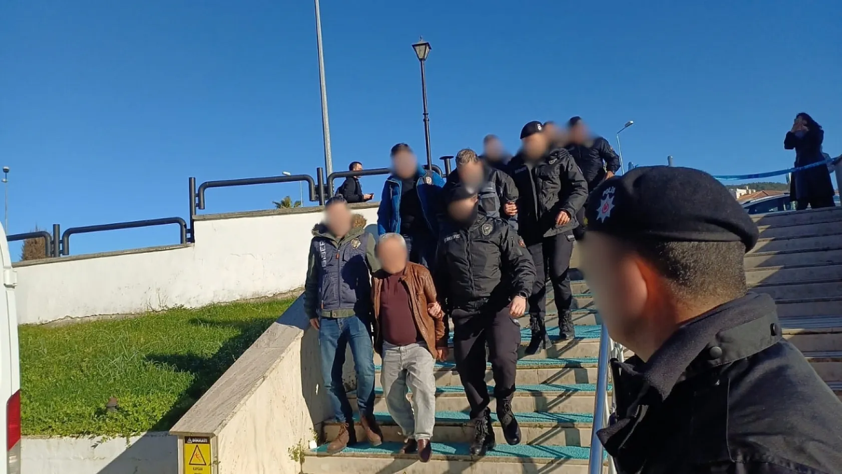 Muğla'daki Sakaraltı Sakarüstü Operasyonu'nun Şüphelileri Adliyede