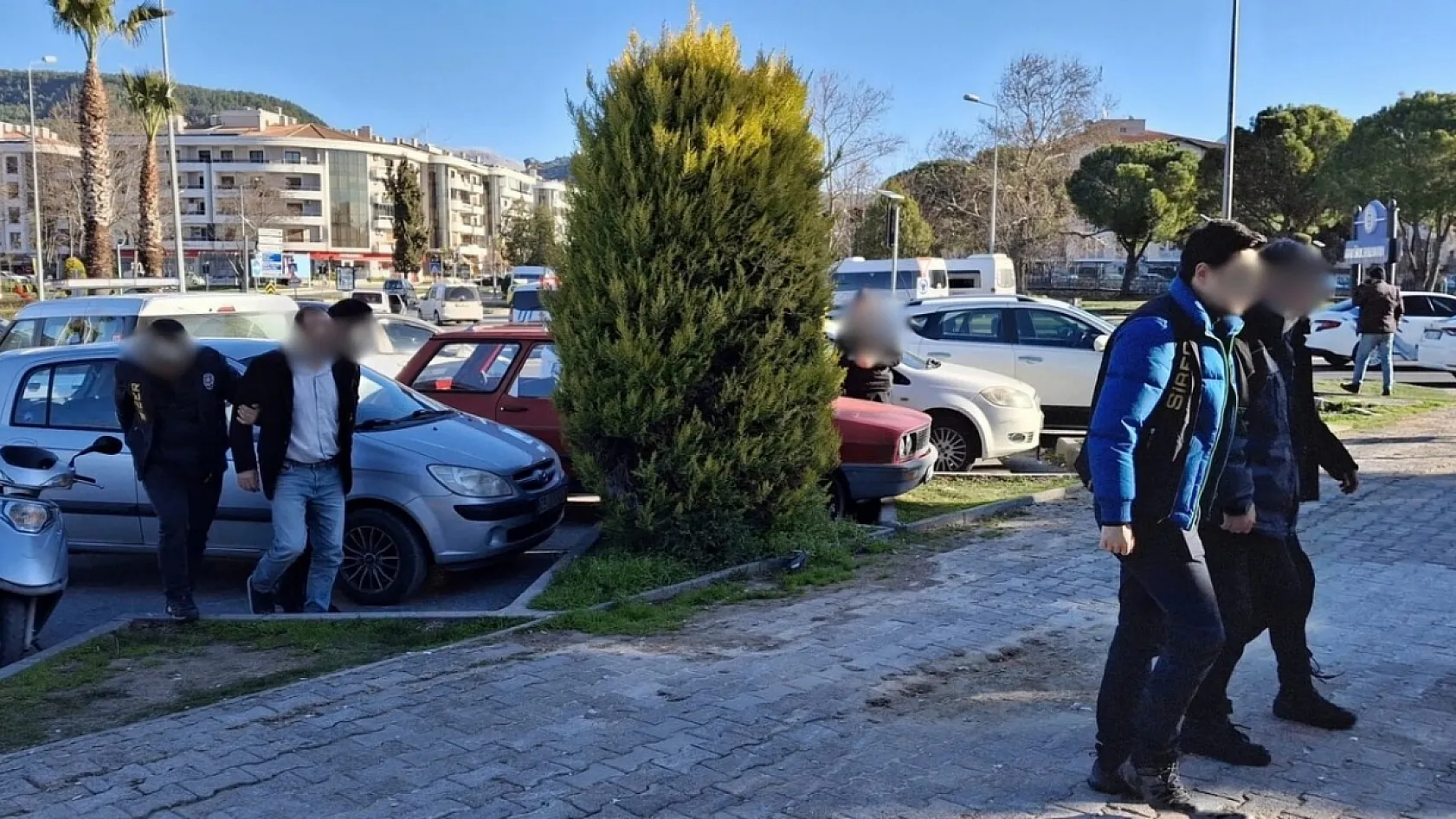Muğla'daki Sakaraltı Sakarüstü Operasyonu'nun Şüphelileri Adliyede