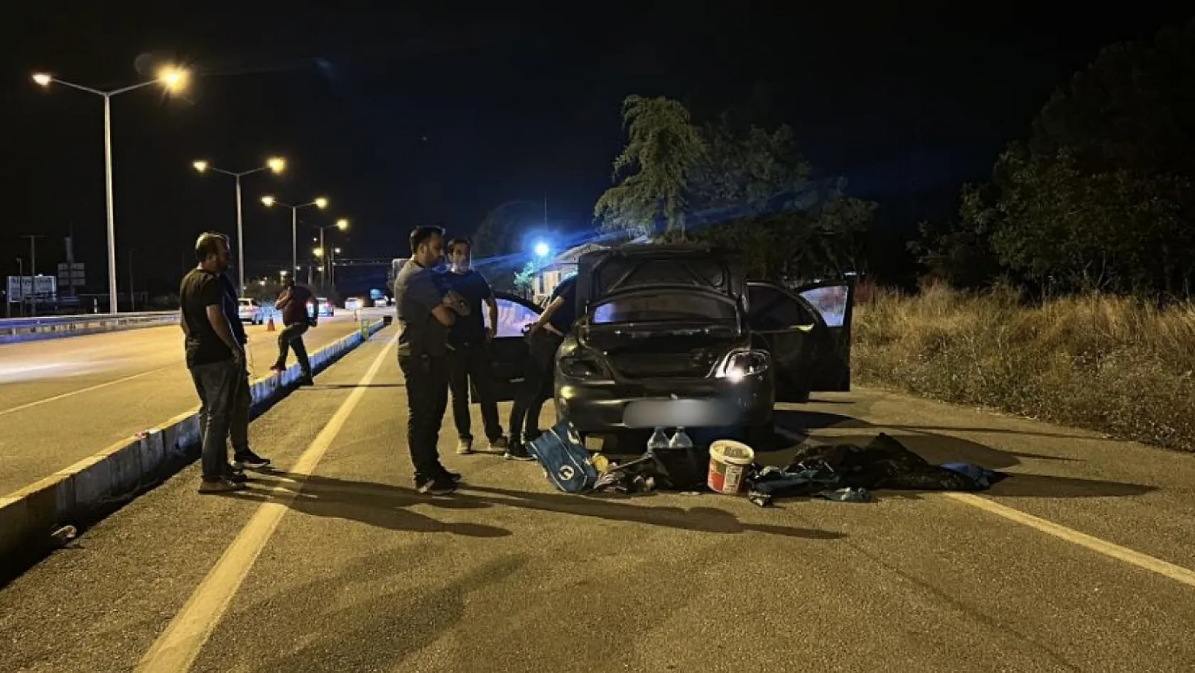 Çalıntı otomobille polisten kaçtı: 40 kilometrelik kovalamaca Burdur'da son buldu
