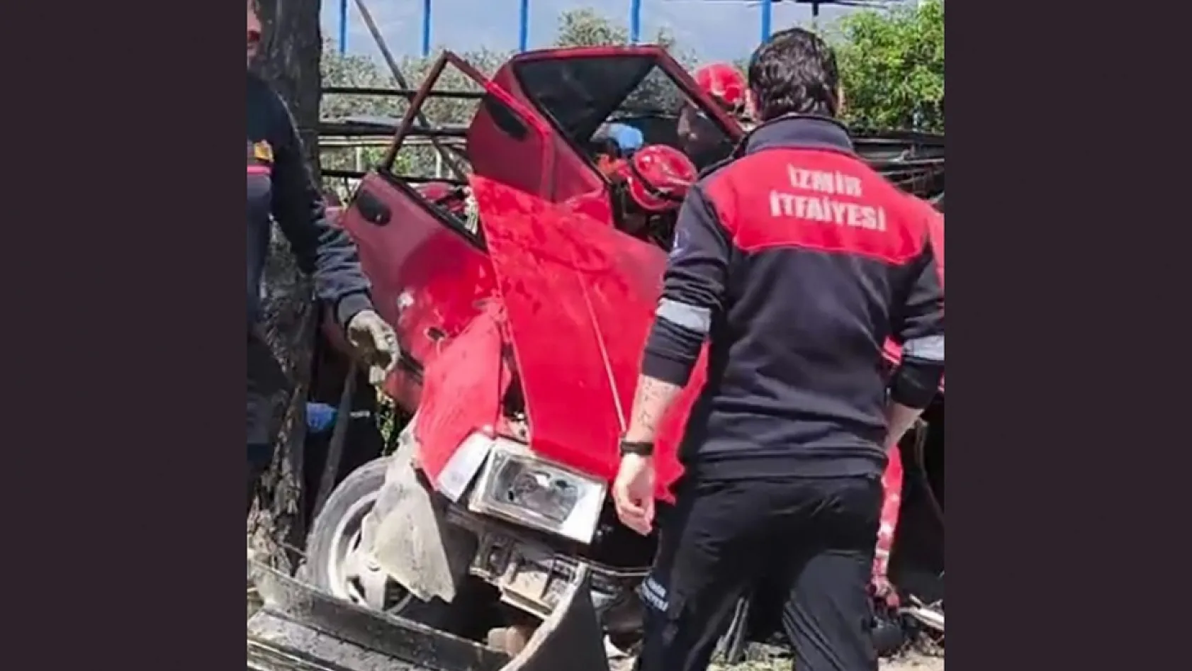 İzmir'de zincirleme kaza: 1 ölü, 3 yaralı