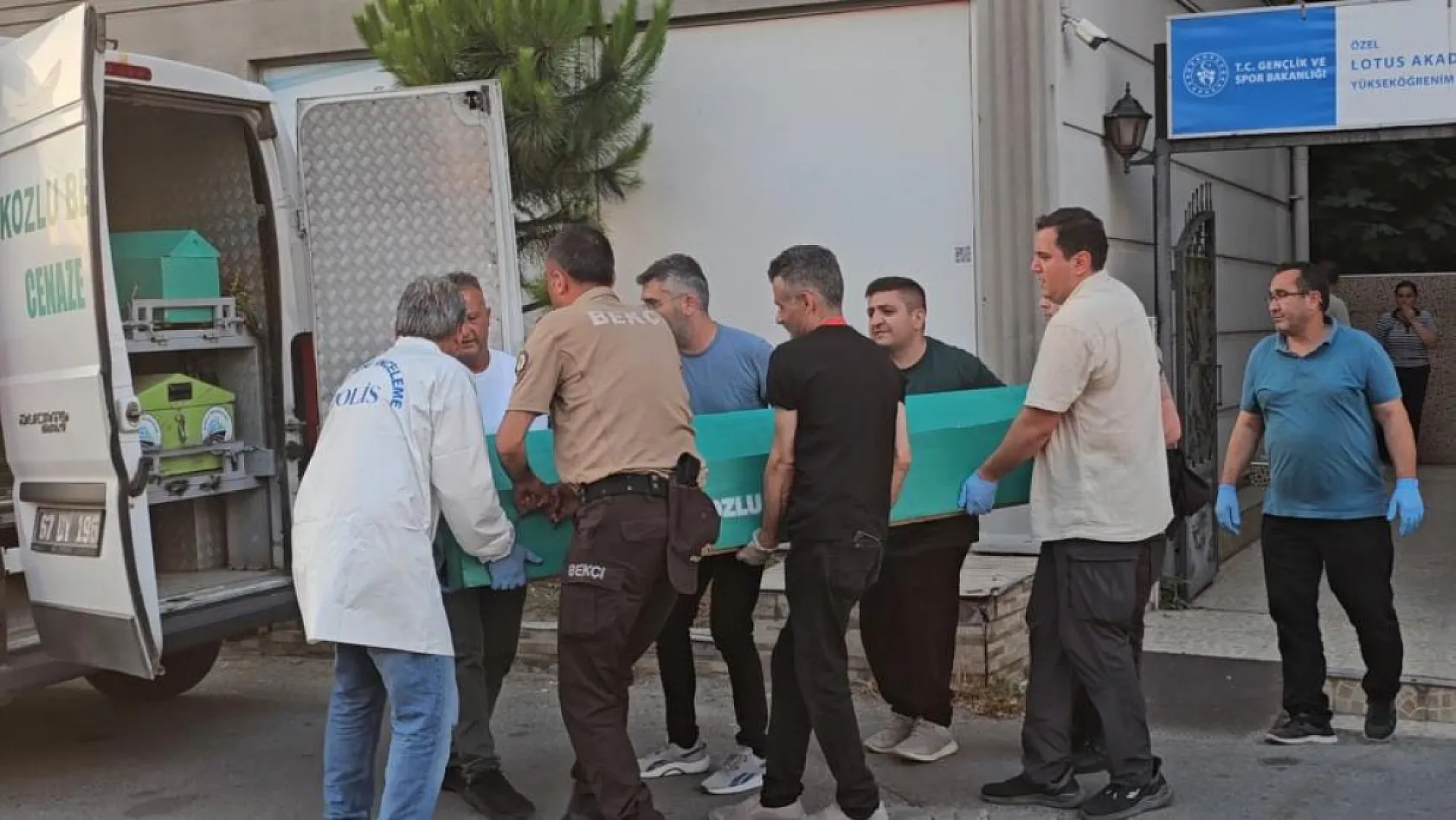Ailesinin haber alamadığı tıp fakültesi öğrencisi yurt odasında ölü bulundu