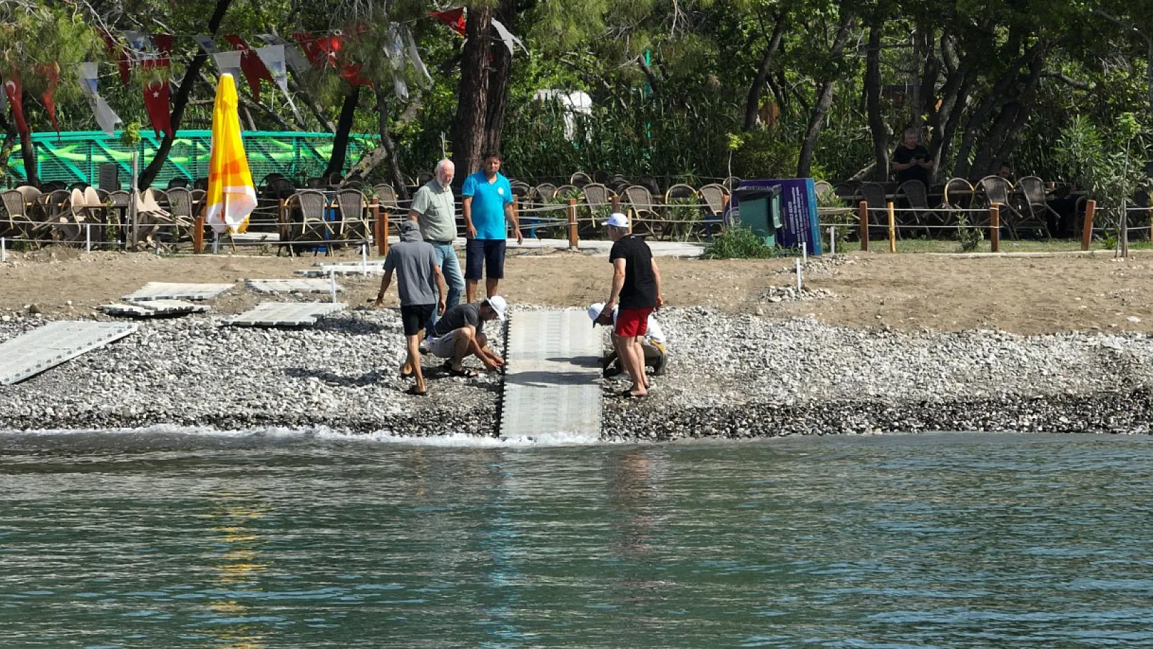 Fethiye Akmaz Plajı'nda Engelsiz Platform Yenilendi