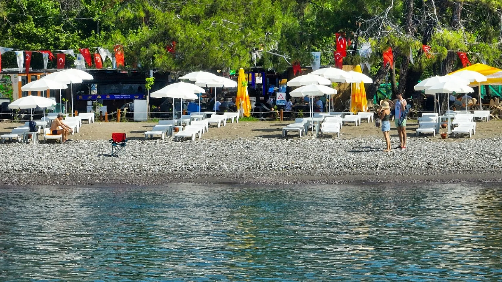 Akmaz Halk Plajı Hizmete Açıldı