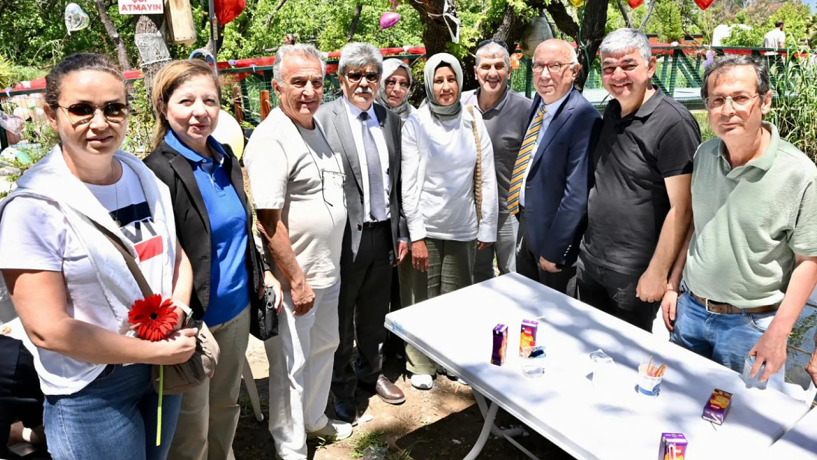 Akmaz Halk Plajı'nda Anlamlı Sezon Açılışı