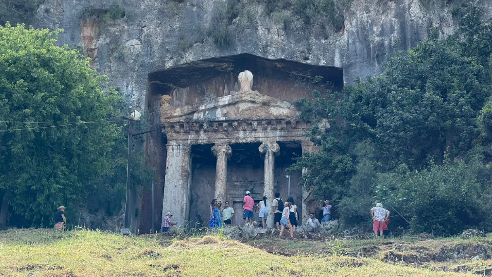 Amintas Kaya Mezarları'na kruvaziyer bereketi: Turistler Fethiye'de tarihe akın etti