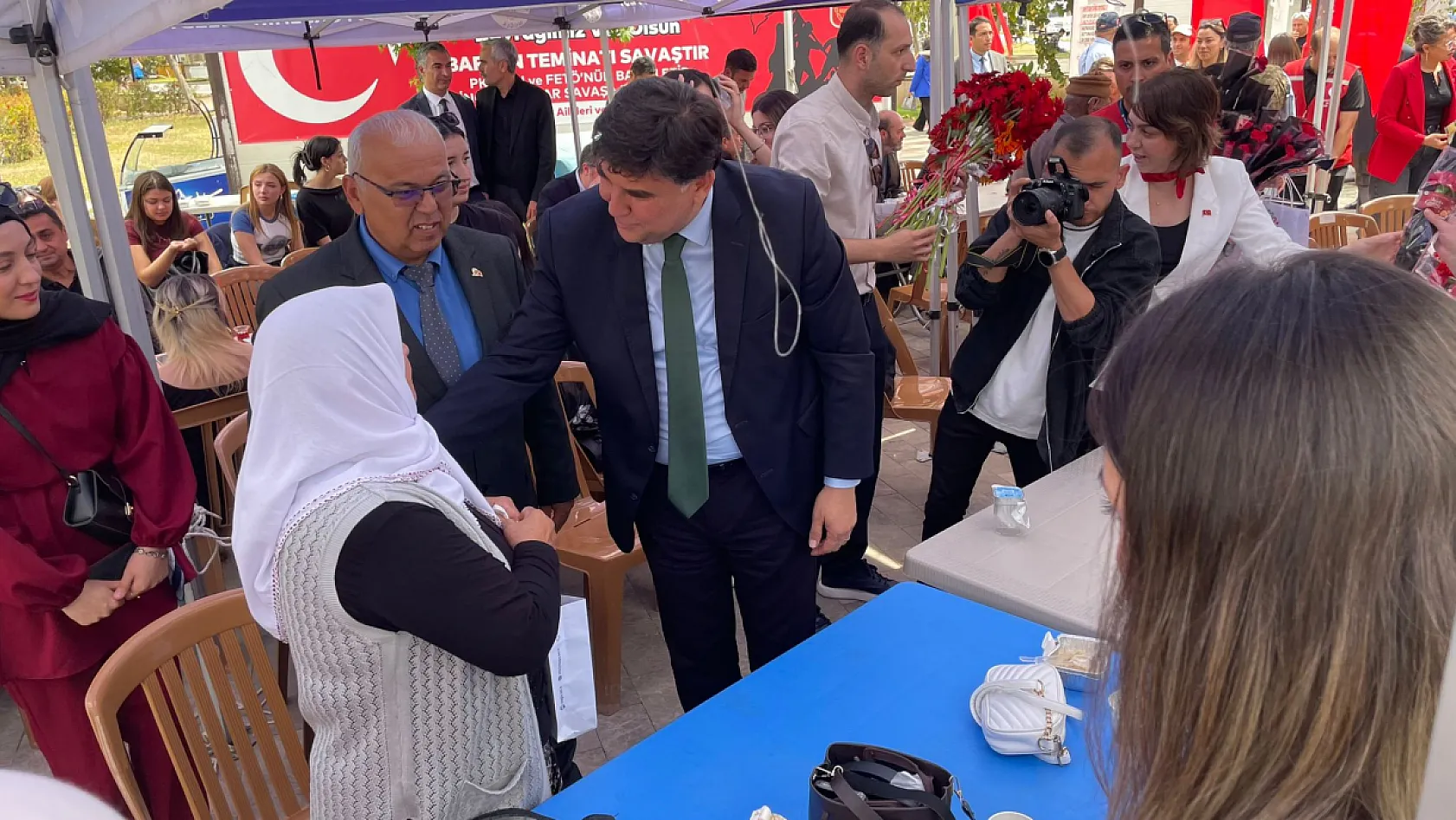 Anneler Günü için gönüllere dokunan buluşma Fethiye'de gerçekleşti