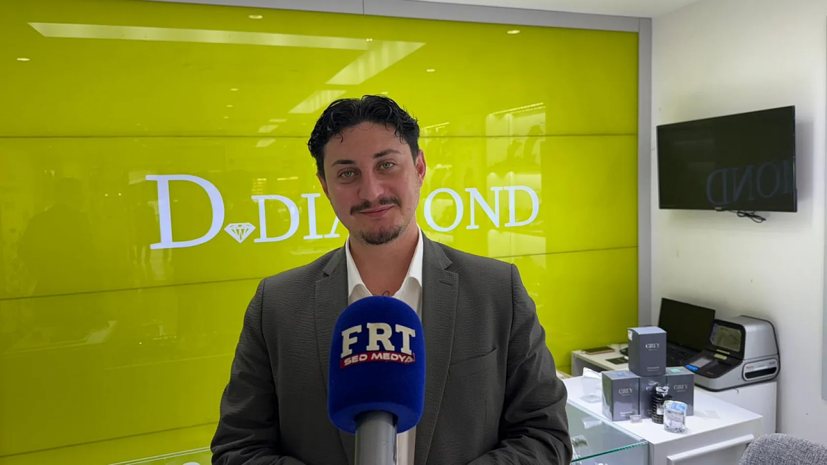 Anneler Günü'ne özel Fethiye D Diamond'dan pırlanta indirimi ve parfüm hediyesi
