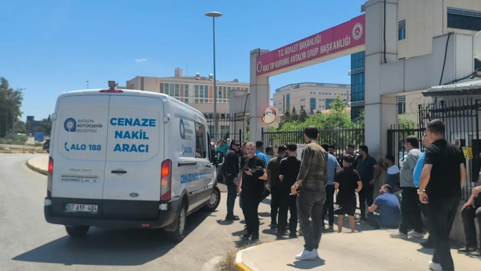 Antalya'da 16 yaşındaki çocuk doğum gününde geçirdiği kazada hayatını kaybetti
