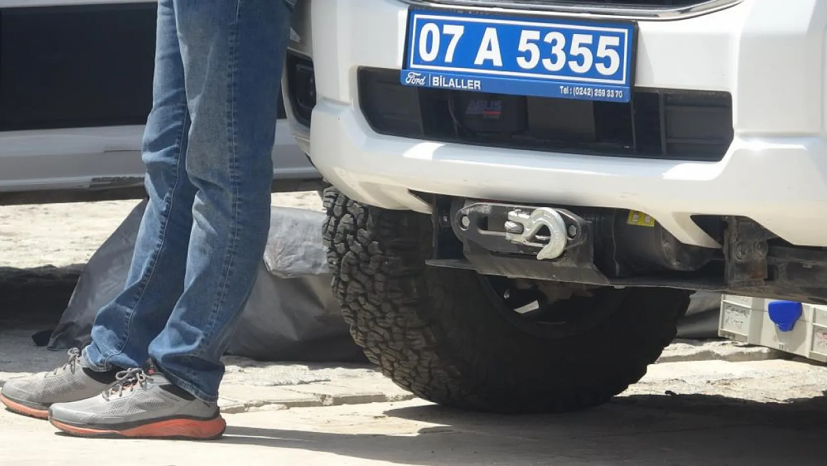Antalya'da 40 metrelik falezlerden düşen ABD uyruklu turist hayatını kaybetti
