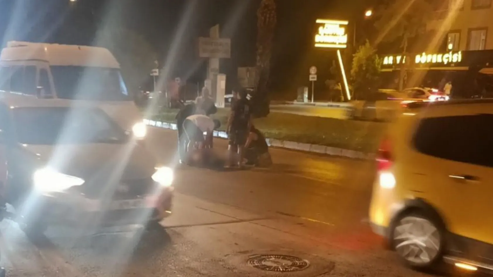 Antalya'da feci kaza: Yayaya çarpan motosikletli hayatını kaybetti