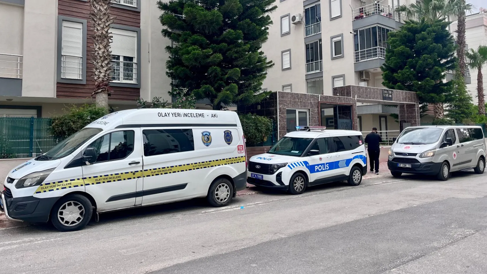 Antalya'da Kazakistan uyruklu kadın evinde ölü bulundu