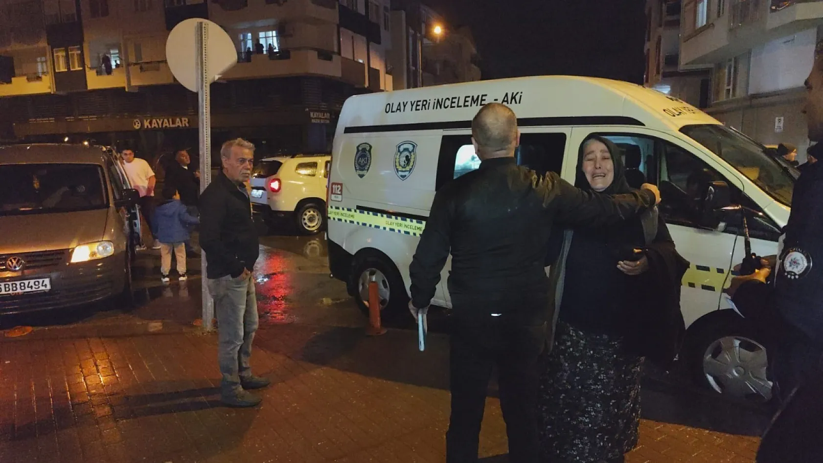 Antalya'da markete gelen müşterisini tabanca ile vurarak öldürdü