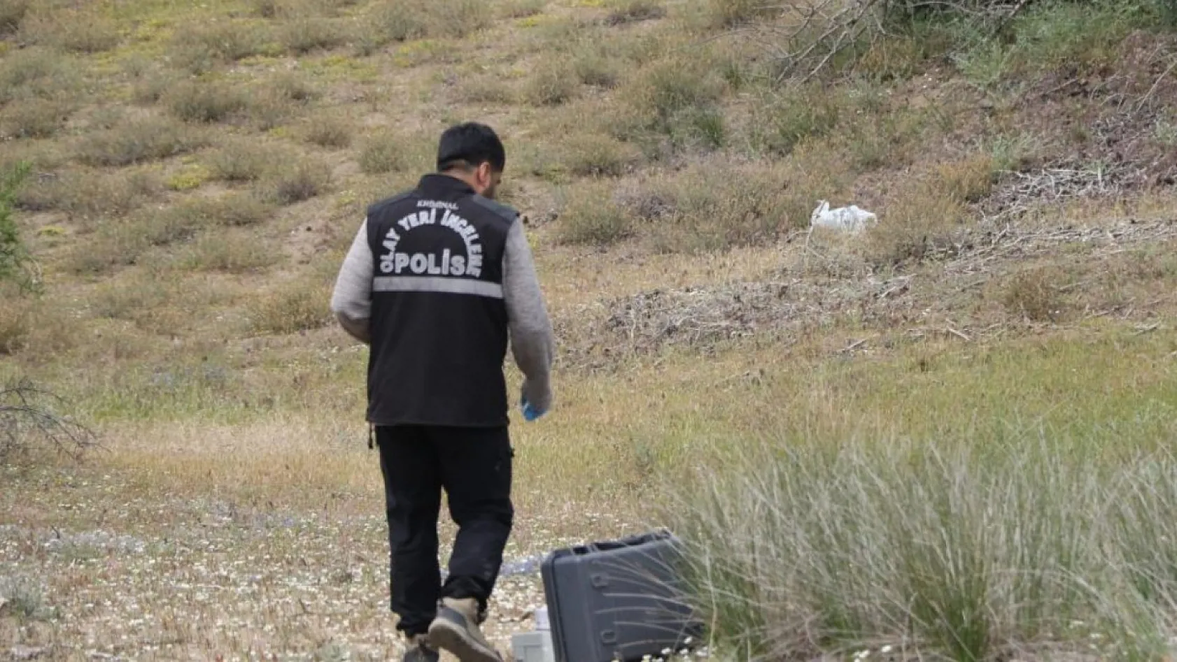 Antalya'da ormanlık alanda bir kişinin cansız bedeni bulundu