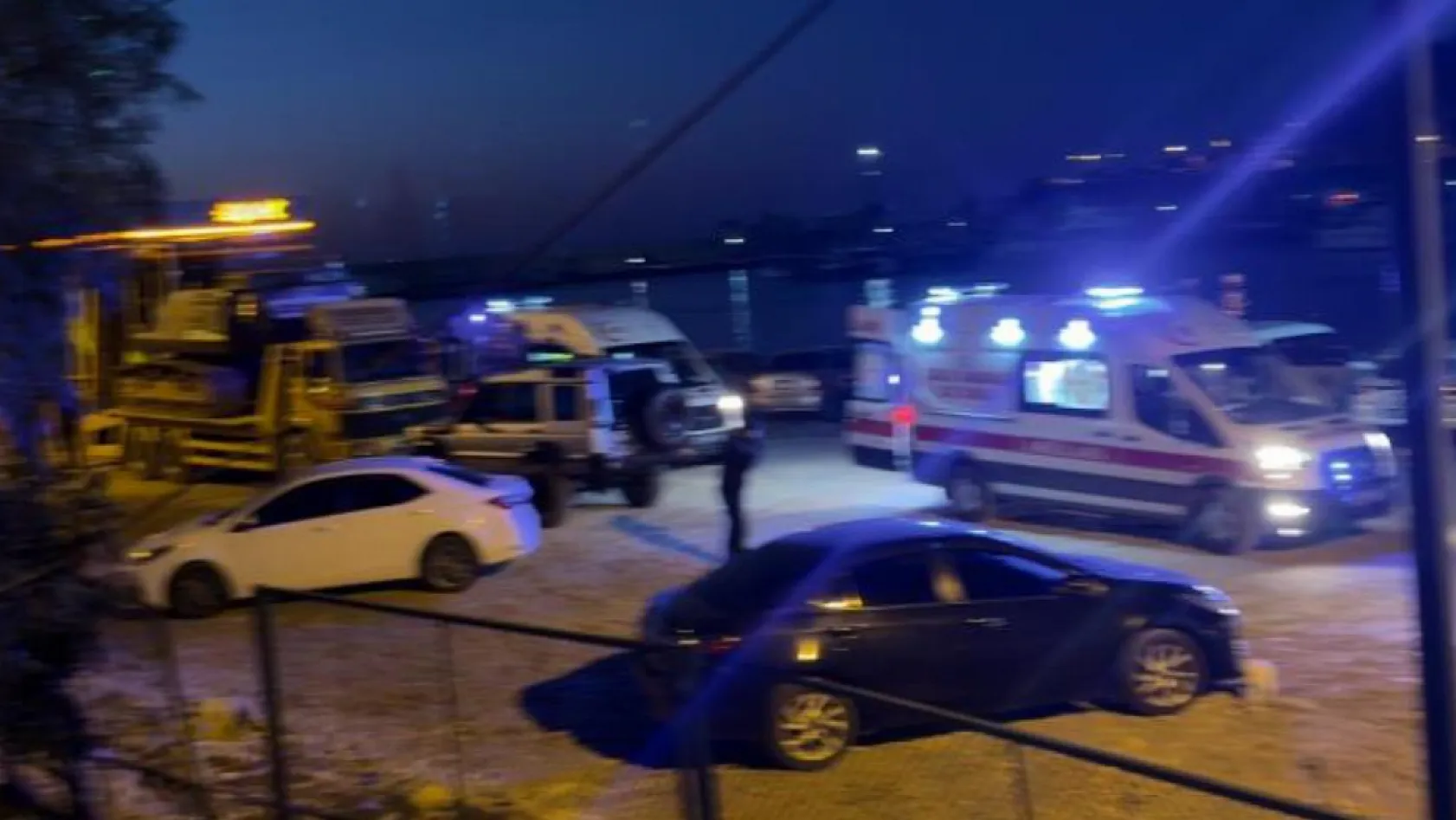 Antalya Finike açıklarında mültecileri taşıyan bot battı, ölü ve yaralılar var