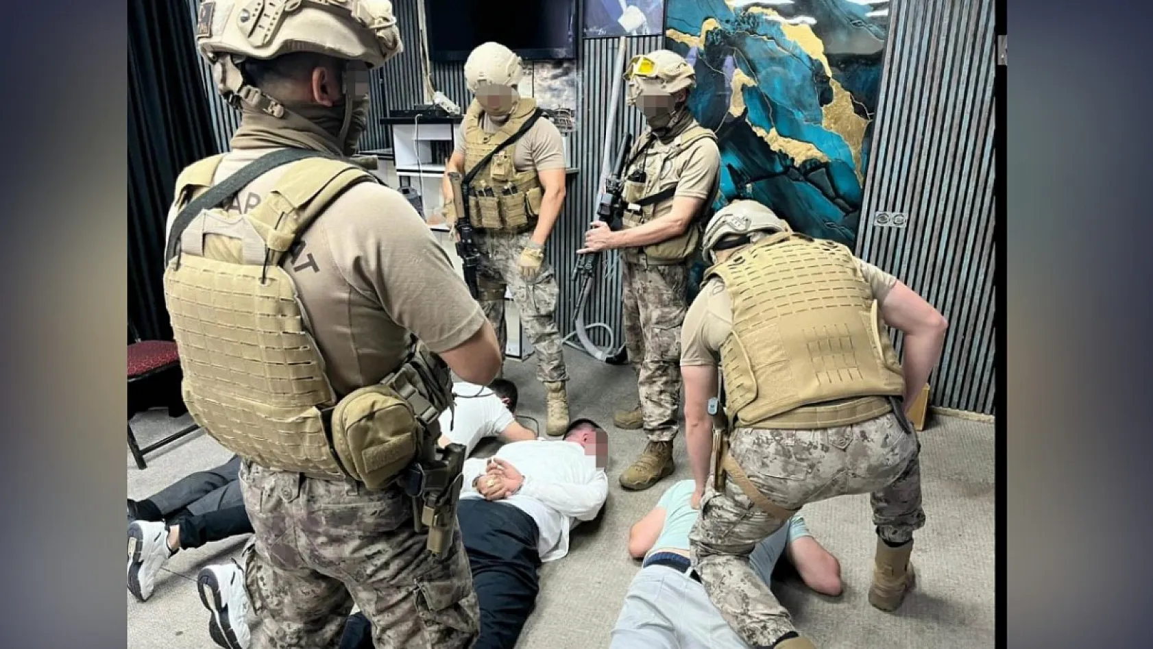 Antalya'da suç örgütü operasyonu: 63 şüpheli gözaltına alındı, 200 milyon TL'lik malvarlığını el konuldu