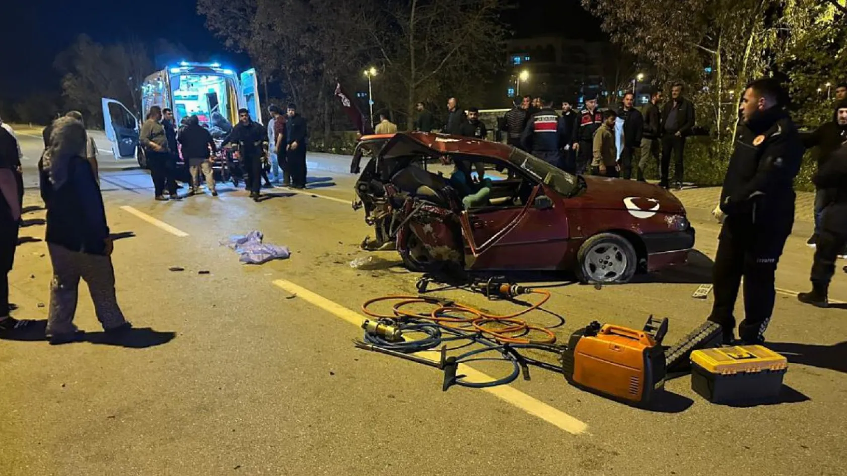 Antalya'da Trafik Kazası: 1 Ölü, 5 Yaralı