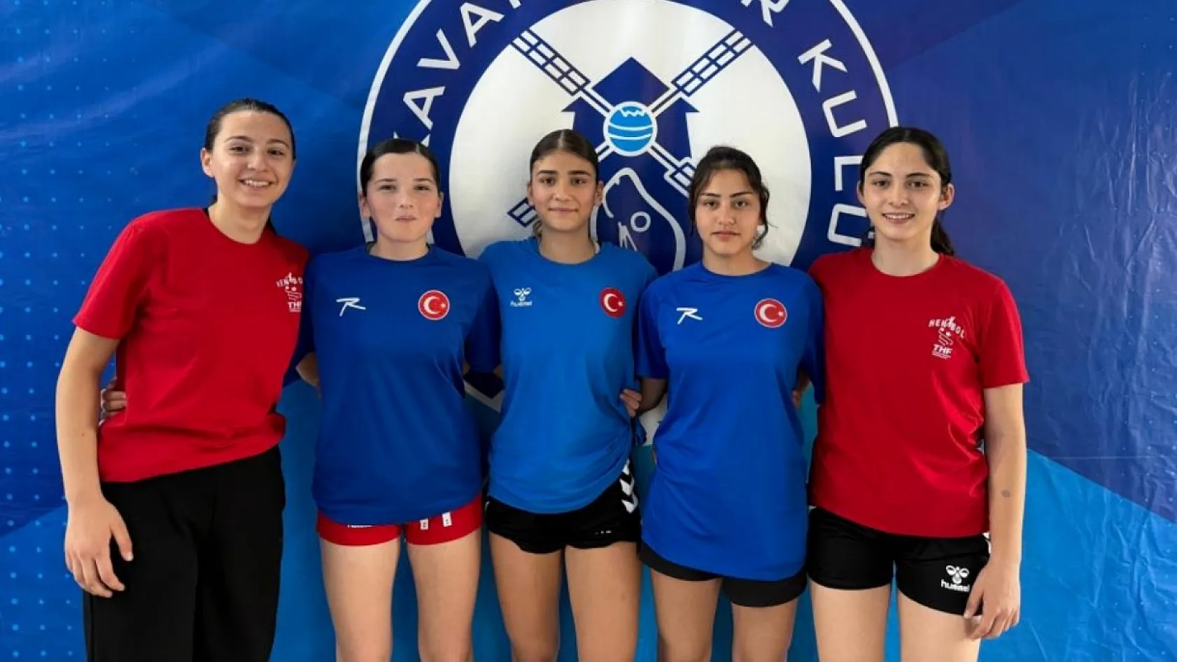Armada Praxis Yalıkavakspor'dan Milli Takım'a 5 sporcu ve 1 antrenör