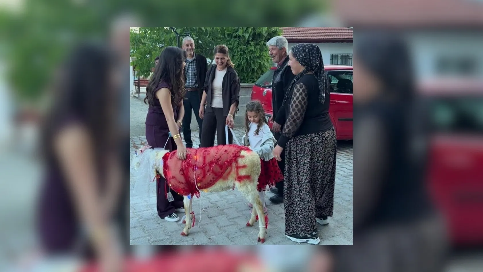 Askerdeki damattan Antalya'daki nişanlısına hediye koç