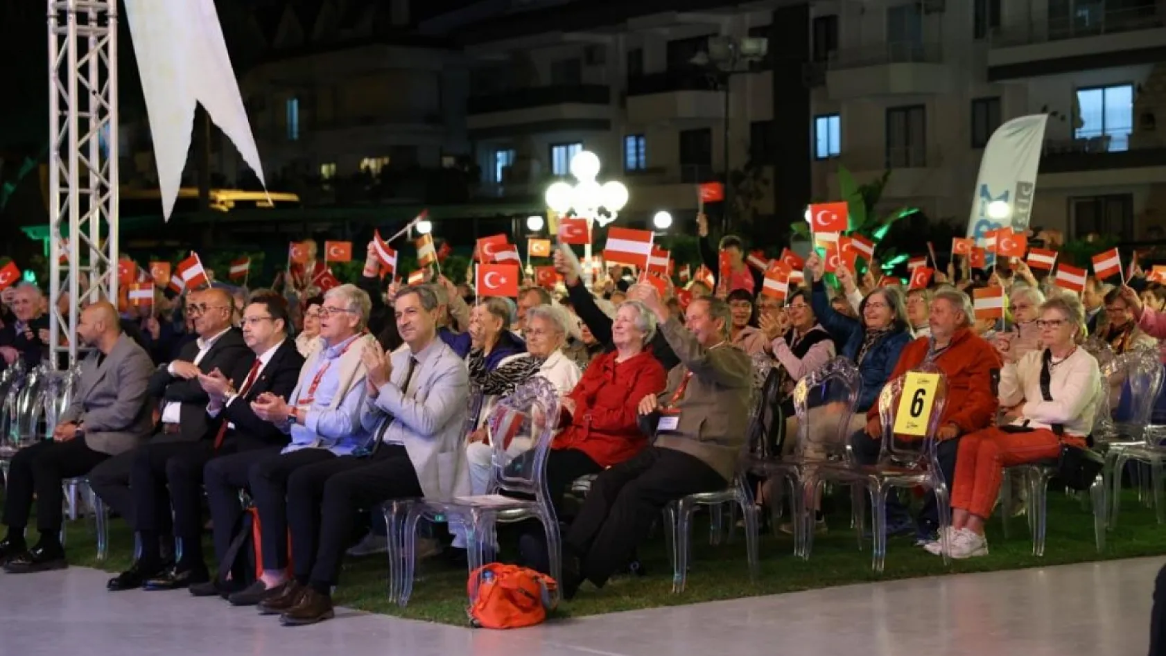 Avusturyalı turistler, Marmaris'i tercih etti